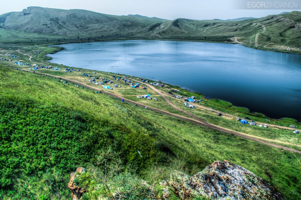 горное озеро.jpg