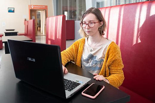 140 преподавателей вузов обучаются в ТГУ подготовке кадров в сфере ИИ 