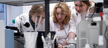 Новая лаборатория ТГУ ищет пути защиты человечества от супербактерий